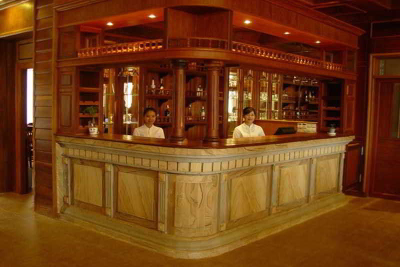 Blue River Hotel Phnom Penh Exterior photo